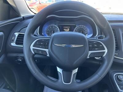 2015 Chrysler 200 Limited   - Photo 13 - Framingham, MA 01702