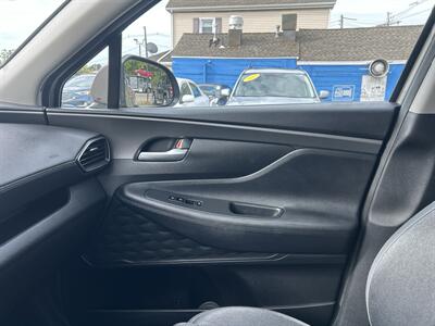 2019 Hyundai SANTA FE SE 2.4L - Photo 12 - Framingham, MA 01702