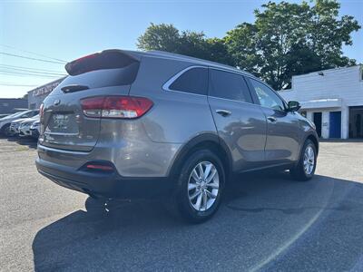 2018 Kia Sorento LX   - Photo 4 - Framingham, MA 01702