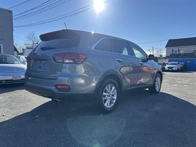 2020 Kia Sorento LX V6   - Photo 4 - Framingham, MA 01702