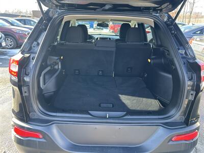 2016 Jeep Cherokee Sport   - Photo 8 - Framingham, MA 01702