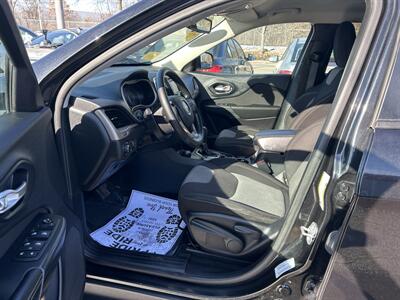 2016 Jeep Cherokee Sport   - Photo 9 - Framingham, MA 01702