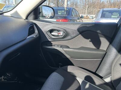 2016 Jeep Cherokee Sport   - Photo 12 - Framingham, MA 01702