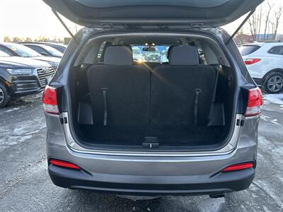 2018 Kia Sorento LX - Photo 8 - Framingham, MA 01702