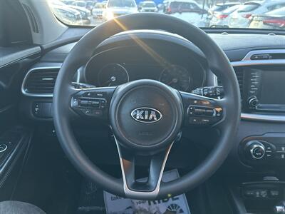 2018 Kia Sorento LX - Photo 13 - Framingham, MA 01702