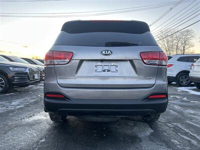 2018 Kia Sorento LX - Photo 5 - Framingham, MA 01702