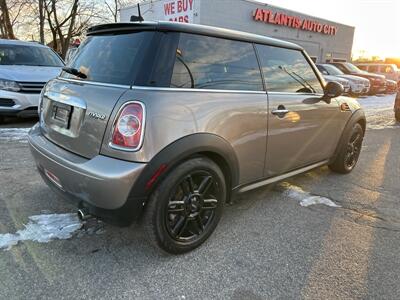 2013 MINI Hardtop Cooper   - Photo 4 - Framingham, MA 01702