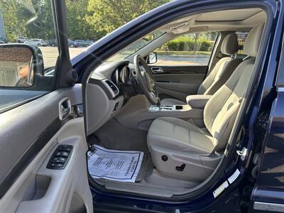 2013 Jeep Grand Cherokee Laredo   - Photo 15 - Acton, MA 01720