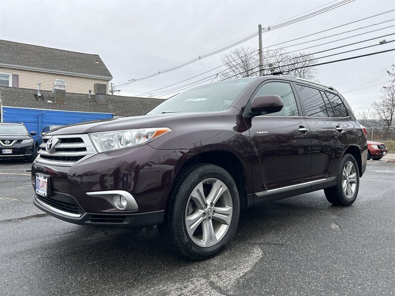2013 Toyota Highlander Limited   - Photo 1 - Framingham, MA 01702