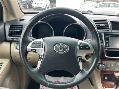 2013 Toyota Highlander Limited   - Photo 14 - Framingham, MA 01702