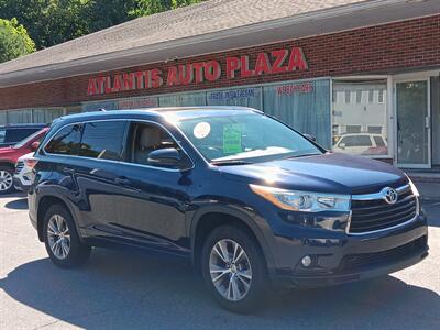 2014 Toyota Highlander XLE   - Photo 3 - Acton, MA 01720