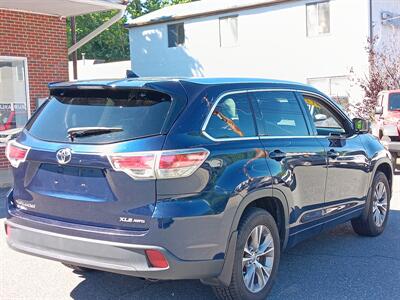 2014 Toyota Highlander XLE   - Photo 7 - Acton, MA 01720