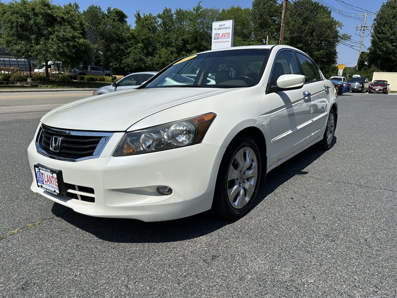 2010 Honda Accord EX-L V6 - Photo 1 - Acton, MA 01720