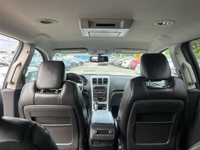 2010 GMC Acadia SLT-1   - Photo 12 - Framingham, MA 01702