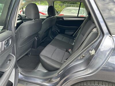 2017 Subaru Outback 2.5i Premium   - Photo 10 - Framingham, MA 01702