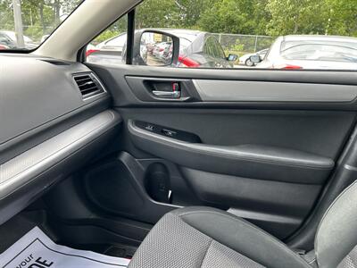 2017 Subaru Outback 2.5i Premium   - Photo 13 - Framingham, MA 01702