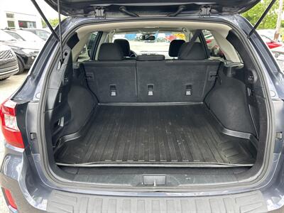 2017 Subaru Outback 2.5i Premium   - Photo 9 - Framingham, MA 01702