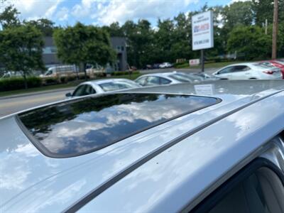 2013 Toyota Camry XLE   - Photo 12 - Acton, MA 01720