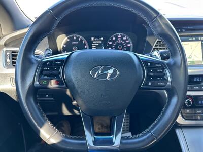 2015 Hyundai SONATA Limited 2.0T   - Photo 16 - Framingham, MA 01702