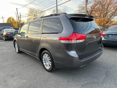 2013 Toyota Sienna XLE 8-Passenger   - Photo 6 - Framingham, MA 01702