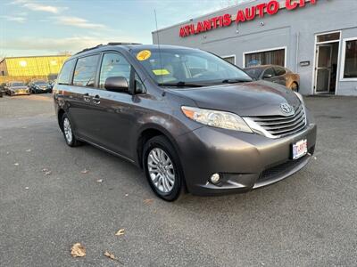 2013 Toyota Sienna XLE 8-Passenger   - Photo 3 - Framingham, MA 01702