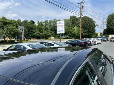 2012 Toyota Camry SE V6   - Photo 18 - Acton, MA 01720