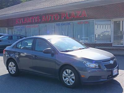 2013 Chevrolet Cruze LS Auto   - Photo 8 - Acton, MA 01720