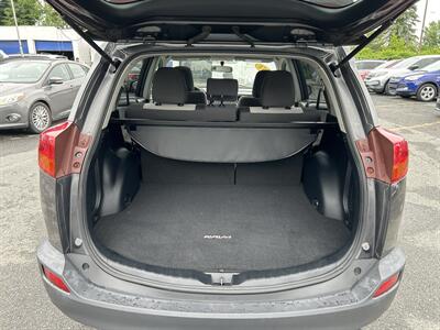 2014 Toyota RAV4 XLE   - Photo 8 - Framingham, MA 01702