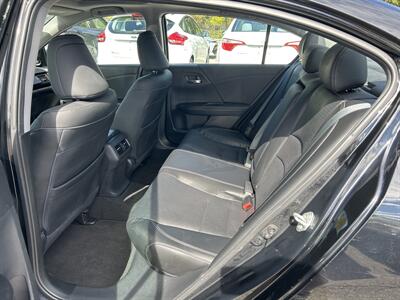 2015 Honda Accord EX-L w/Navi   - Photo 11 - Framingham, MA 01702
