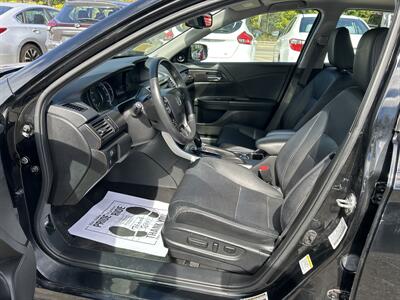 2015 Honda Accord EX-L w/Navi   - Photo 10 - Framingham, MA 01702
