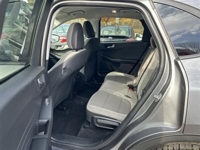 2021 Ford Escape SE   - Photo 10 - Framingham, MA 01702