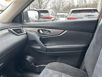2015 Nissan Rogue SV   - Photo 12 - Framingham, MA 01702