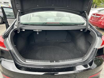 2017 Hyundai ELANTRA Eco   - Photo 8 - Framingham, MA 01702