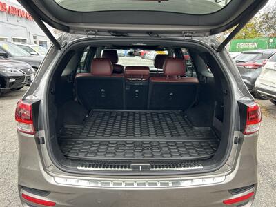 2016 Kia Sorento SX Limited   - Photo 9 - Framingham, MA 01702
