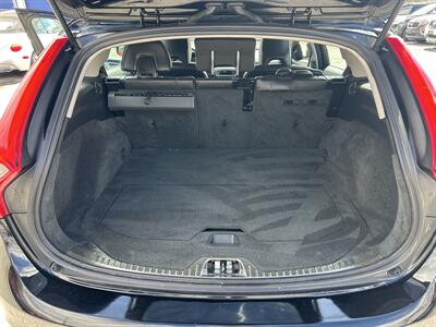 2015 Volvo V60 T5 Drive-E Premier   - Photo 9 - Framingham, MA 01702