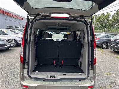 2019 Ford Transit Connect Titanium   - Photo 8 - Framingham, MA 01702