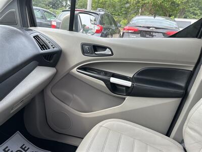 2019 Ford Transit Connect Titanium   - Photo 14 - Framingham, MA 01702