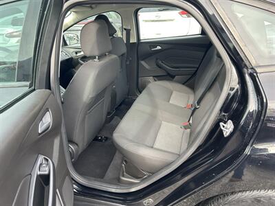 2016 Ford Focus SE   - Photo 8 - Framingham, MA 01702