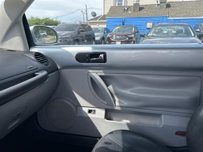 2003 Volkswagen New Beetle Convertible GLX - Photo 11 - Framingham, MA 01702
