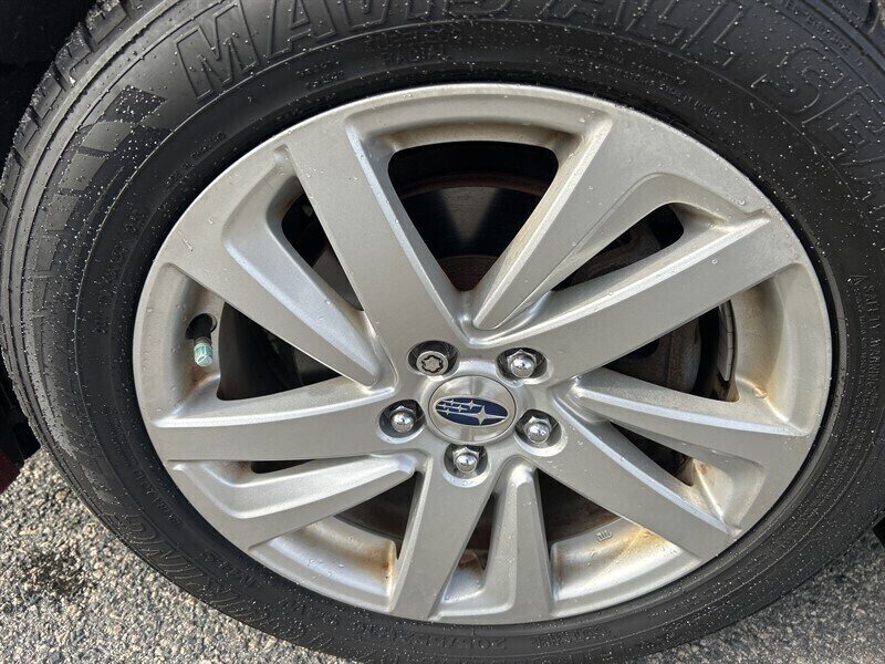 2015 Subaru Impreza 2.0i Premium photo 3