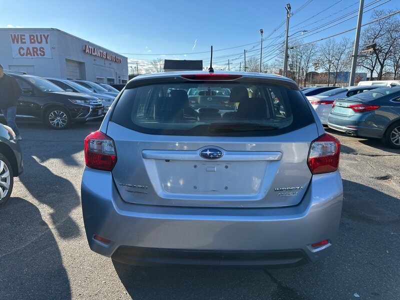 2015 Subaru Impreza 2.0I Premium photo 5