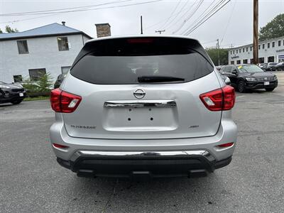 2017 Nissan Pathfinder S   - Photo 6 - Acton, MA 01720