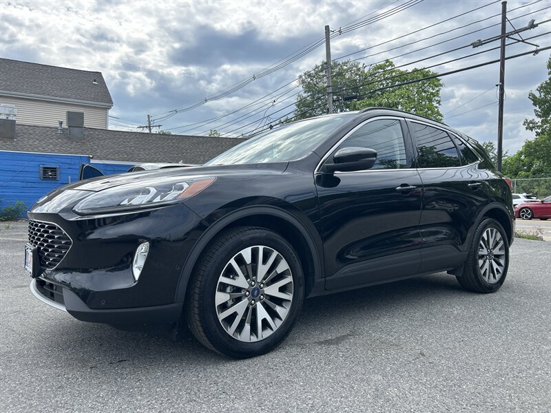 2020 Ford Escape Titanium   - Photo 1 - Framingham, MA 01702
