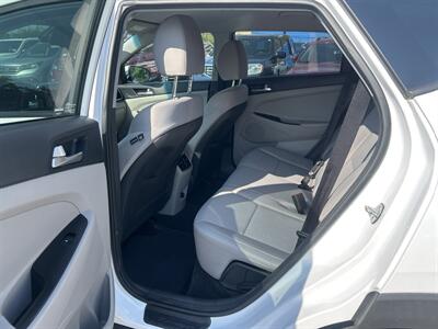 2020 Hyundai TUCSON SEL   - Photo 10 - Framingham, MA 01702
