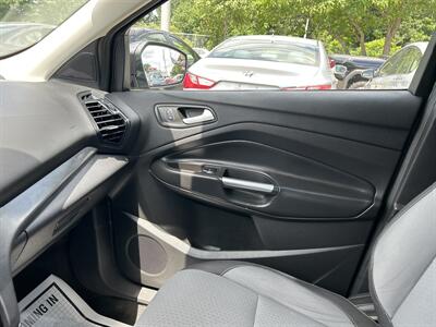 2018 Ford Escape SE   - Photo 12 - Acton, MA 01720