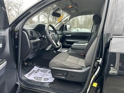 2016 Toyota Tundra SR5 - Photo 9 - Framingham, MA 01702
