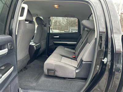 2016 Toyota Tundra SR5 - Photo 10 - Framingham, MA 01702