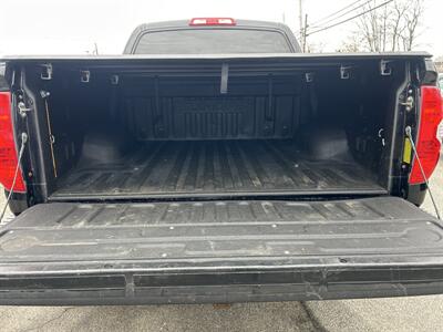 2016 Toyota Tundra SR5 - Photo 7 - Framingham, MA 01702