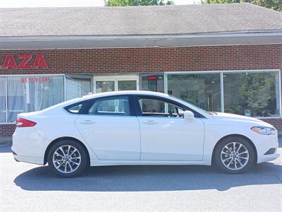 2017 Ford Fusion SE   - Photo 7 - Acton, MA 01720