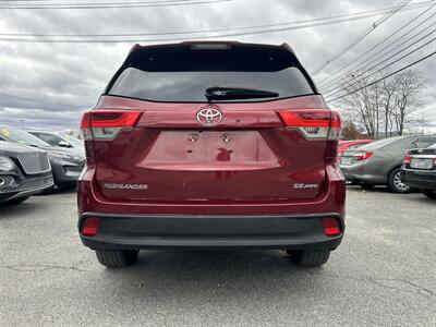 2018 Toyota Highlander SE - Photo 5 - Framingham, MA 01702